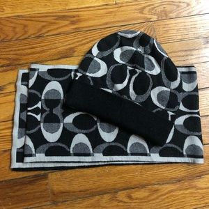Coach hat & scarf set